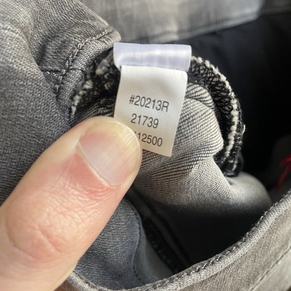 SPANX Vintage Distressed Denim Skinny Ankle Jeans Women's Size Medium 20213R - Picture 6 of 11